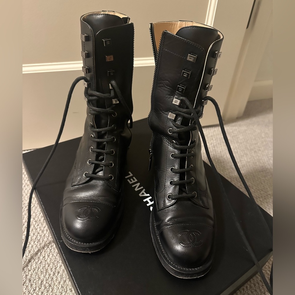Chanel Lace Up Black boot size 39